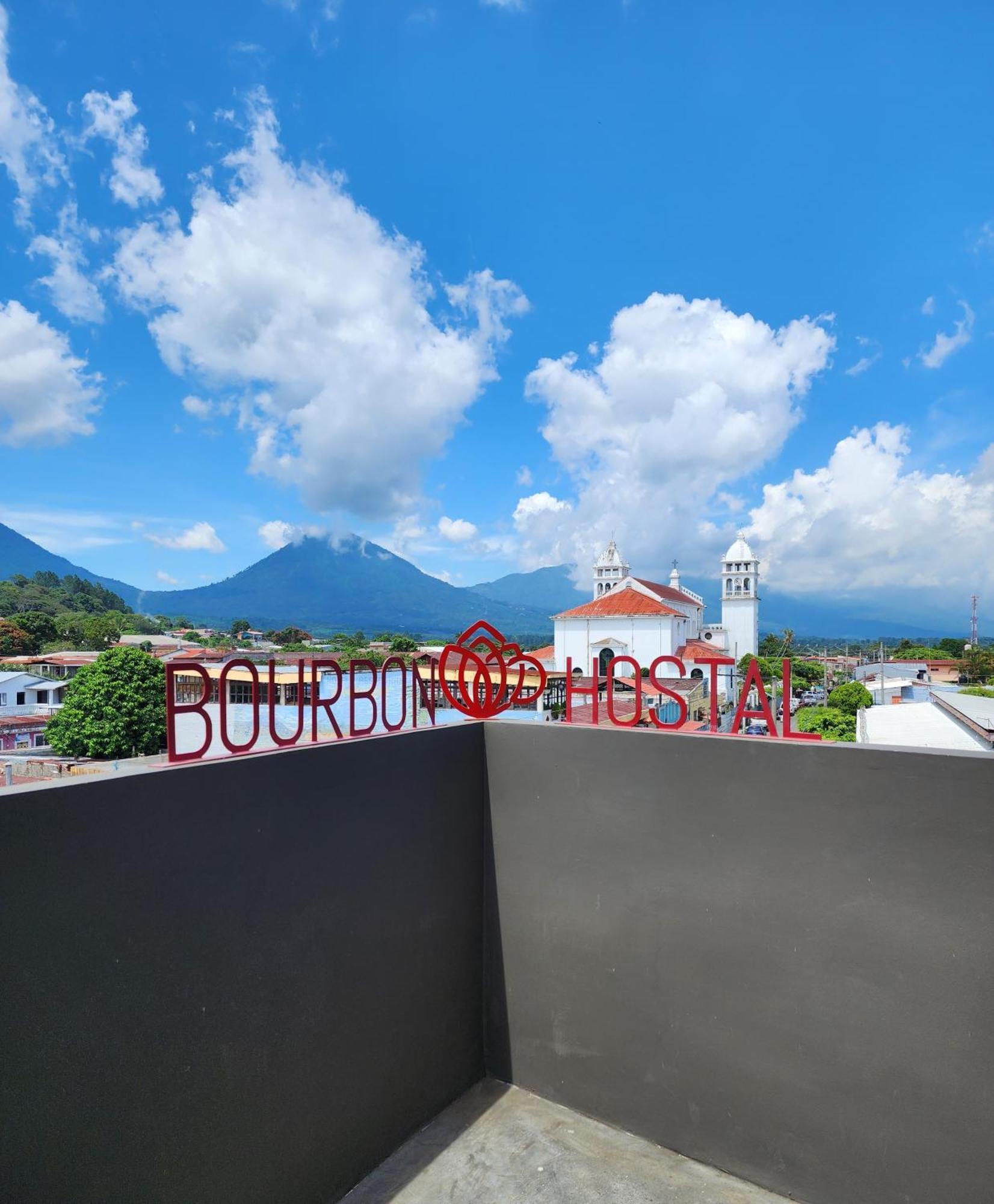 Bourbon Hostal Juayúa Esterno foto